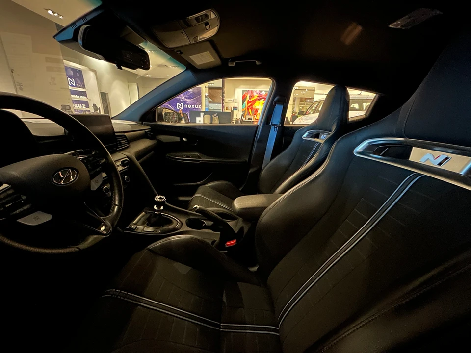 2022 Hyundai Veloster N - Image 3 of 4