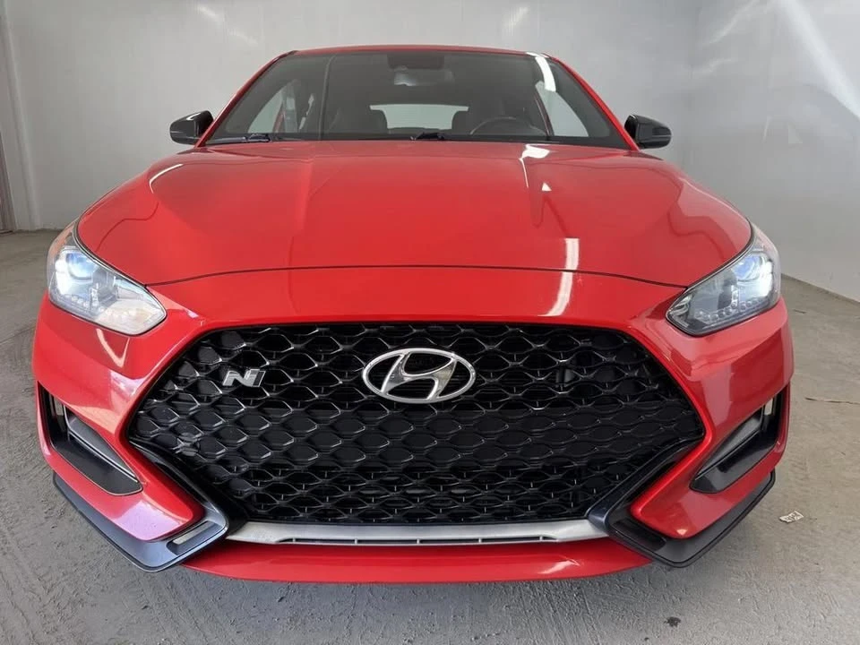 2022 Hyundai Veloster - Image 2 of 10