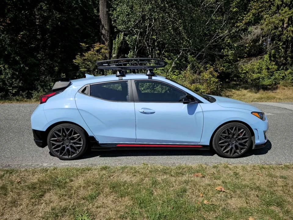 2022 Hyundai Veloster - Image 2 of 11