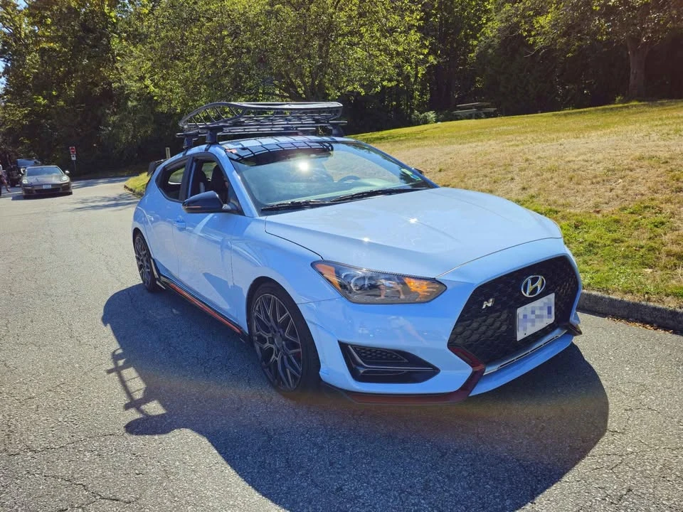 2022 Hyundai Veloster - Image 9 of 11