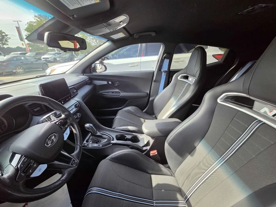 2022 Hyundai Veloster - Image 6 of 7