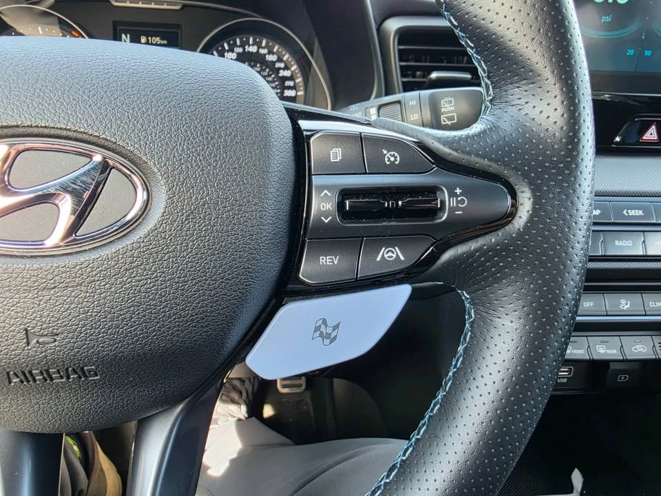 2022 Hyundai Veloster - Image 14 of 17