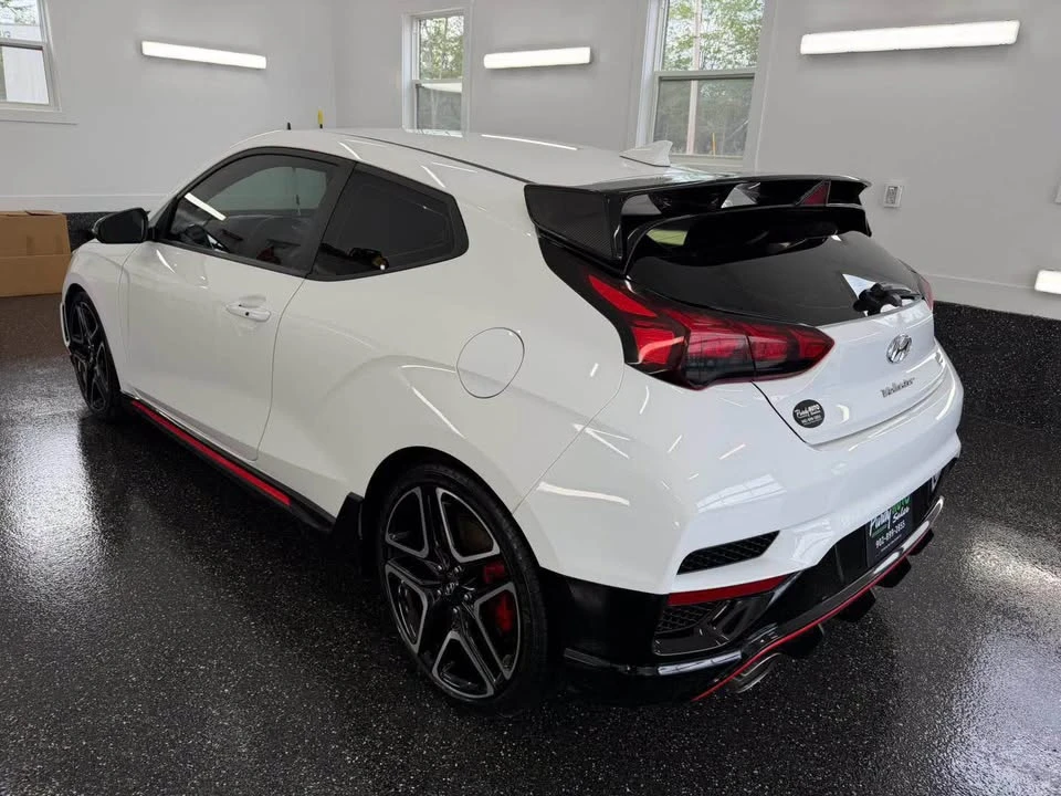 2022 Hyundai Veloster - Image 2 of 14