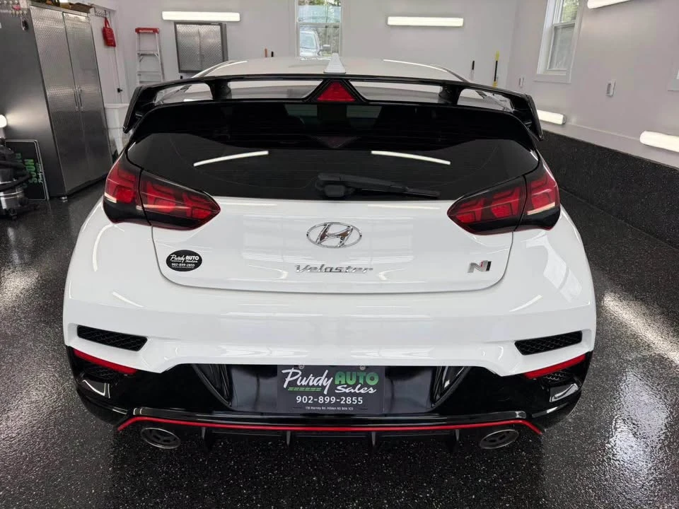 2022 Hyundai Veloster - Image 4 of 14