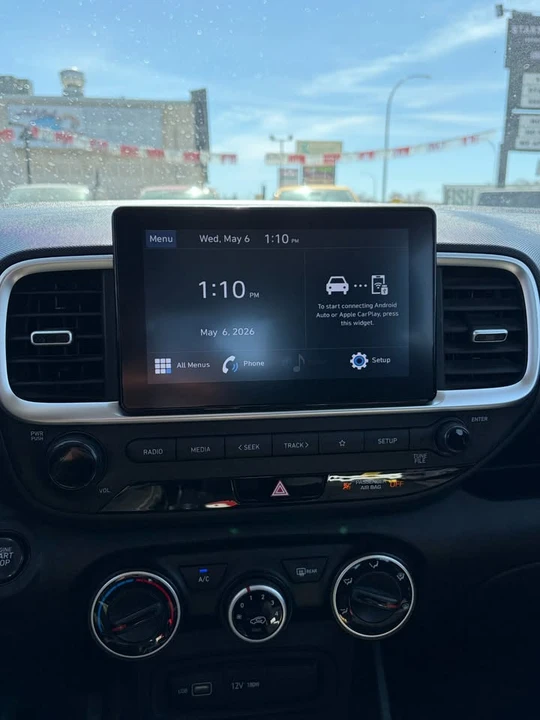 2022 Hyundai Venue - Image 8 of 11