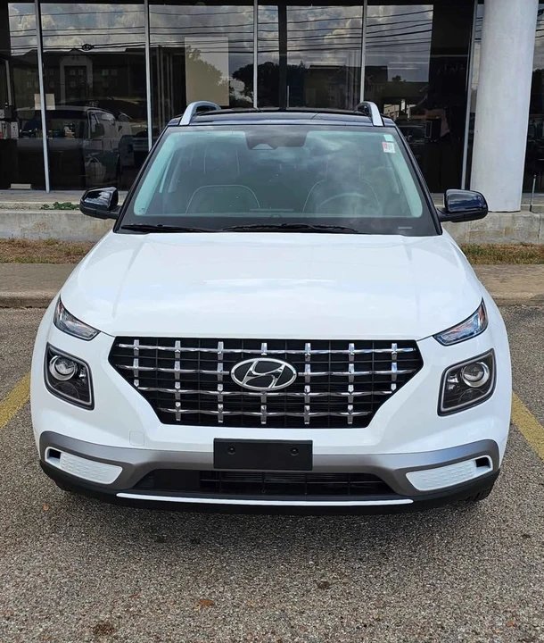 2022 Hyundai Venue - Image 2 of 7