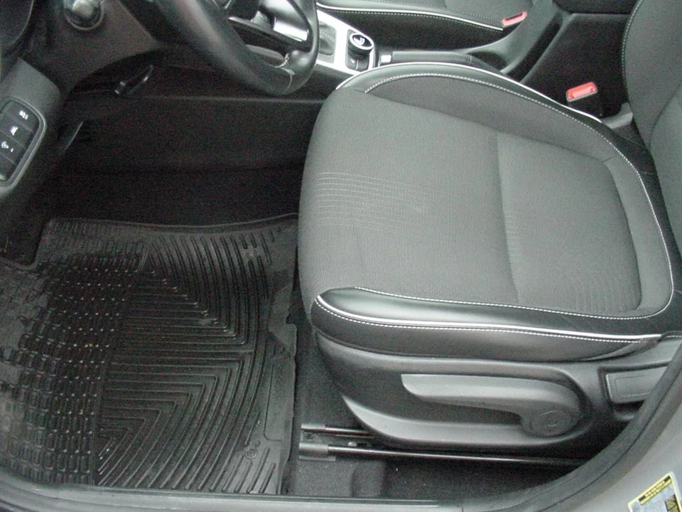 2022 Hyundai Venue - Image 10 of 12