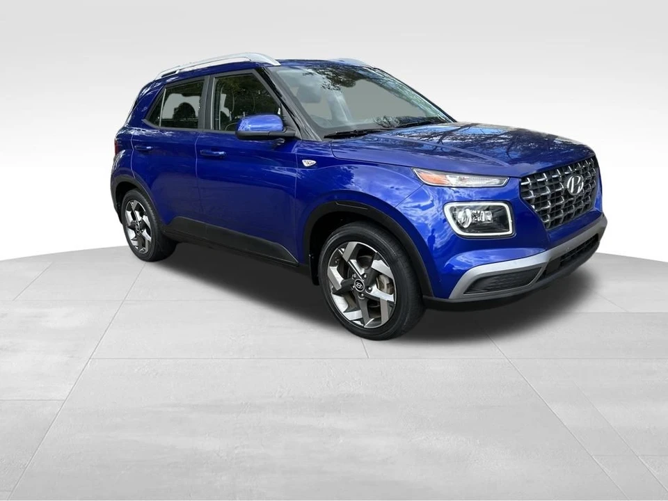 2022 Hyundai Venue - Image 9 of 12