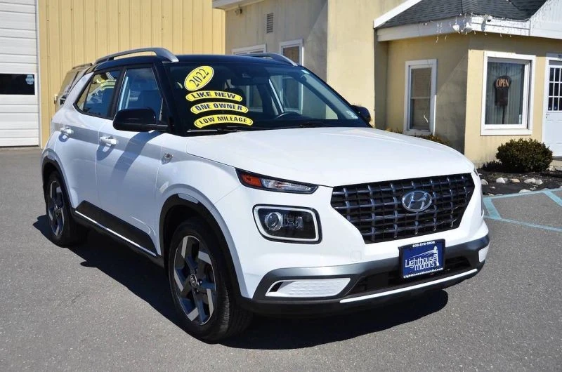 2022 Hyundai Venue - Image 11 of 12