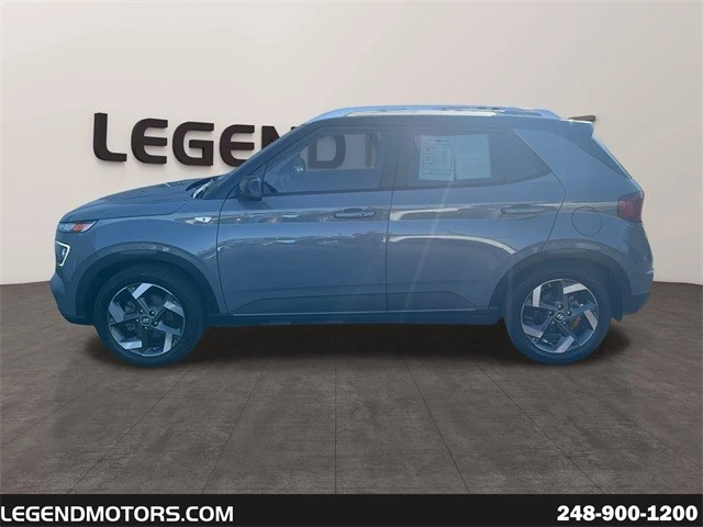 2022 Hyundai Venue - Image 5 of 12