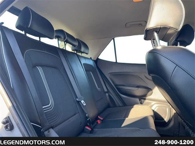 2022 Hyundai Venue - Image 19 of 21