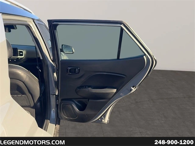 2022 Hyundai Venue - Image 18 of 21