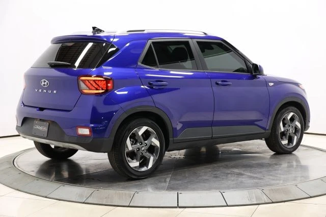 2022 Hyundai Venue - Image 4 of 12