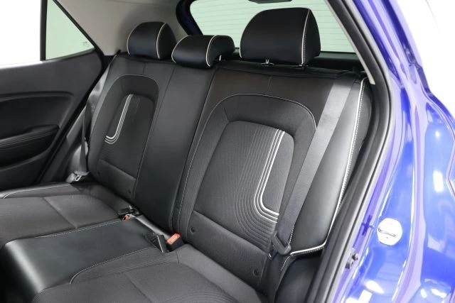 2022 Hyundai Venue - Image 3 of 12