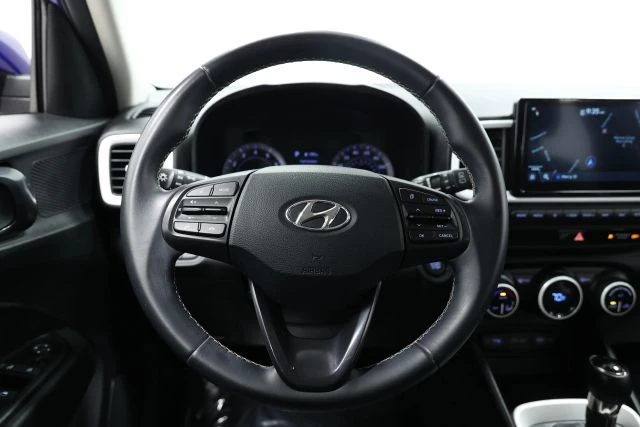 2022 Hyundai Venue - Image 16 of 21