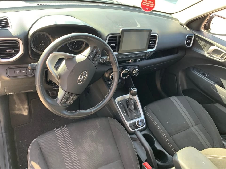 2022 Hyundai Venue - Image 5 of 9