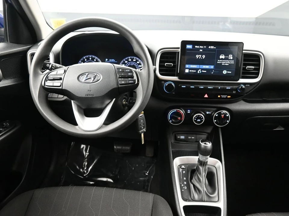2022 Hyundai Venue - Image 18 of 21