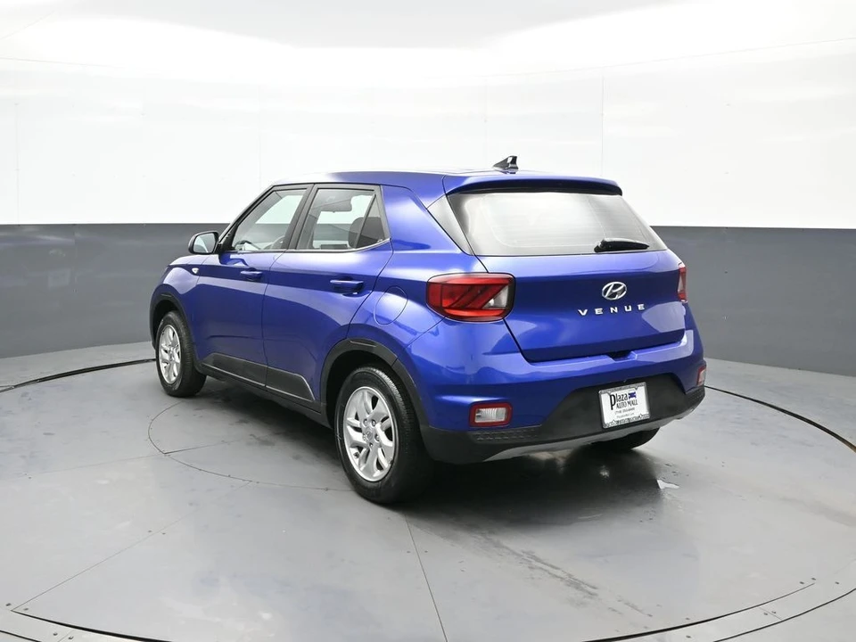 2022 Hyundai Venue - Image 8 of 21