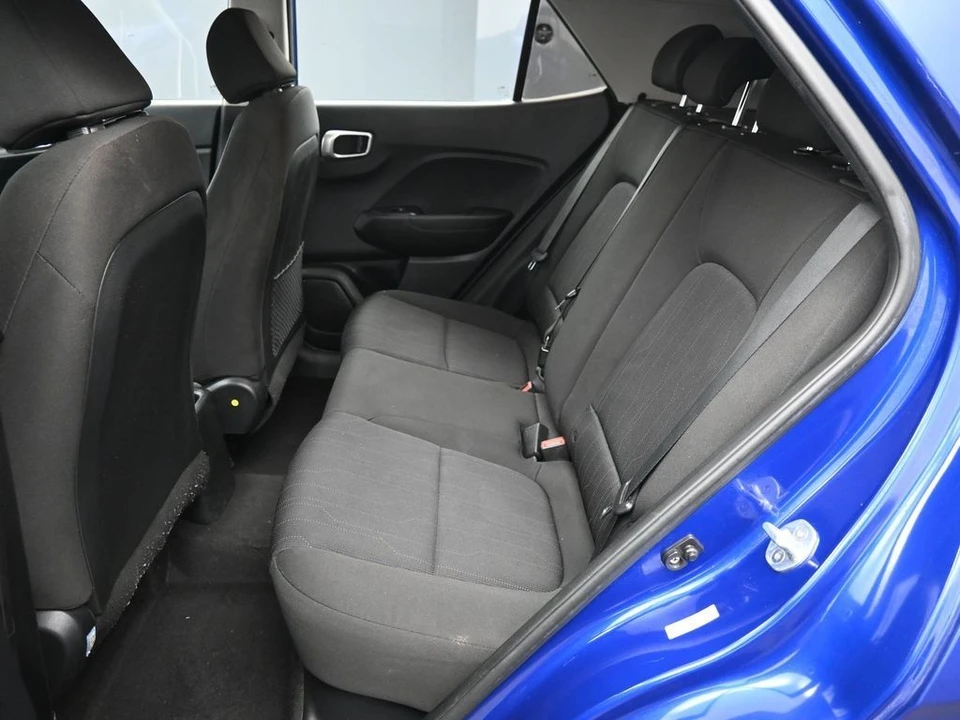 2022 Hyundai Venue - Image 19 of 21