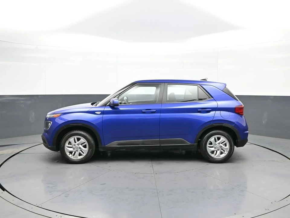 2022 Hyundai Venue - Image 9 of 21