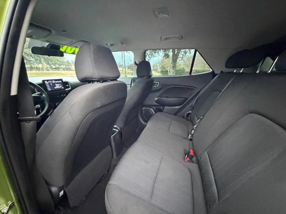 2022 Hyundai Venue - Image 14 of 21