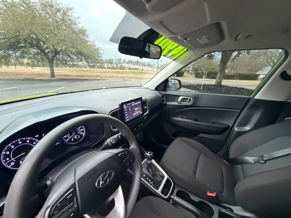 2022 Hyundai Venue - Image 6 of 21