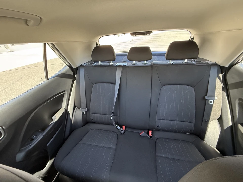 2022 Hyundai Venue - Image 14 of 18