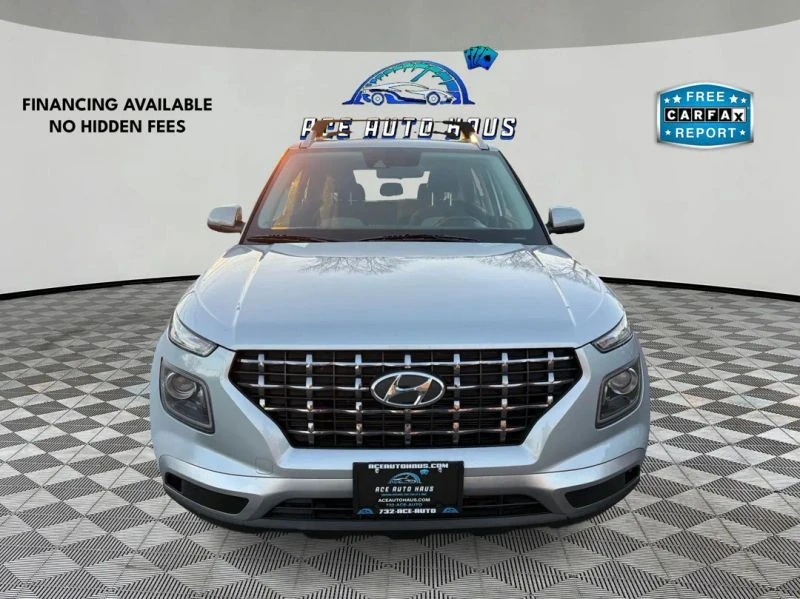 2022 Hyundai Venue - Image 2 of 12
