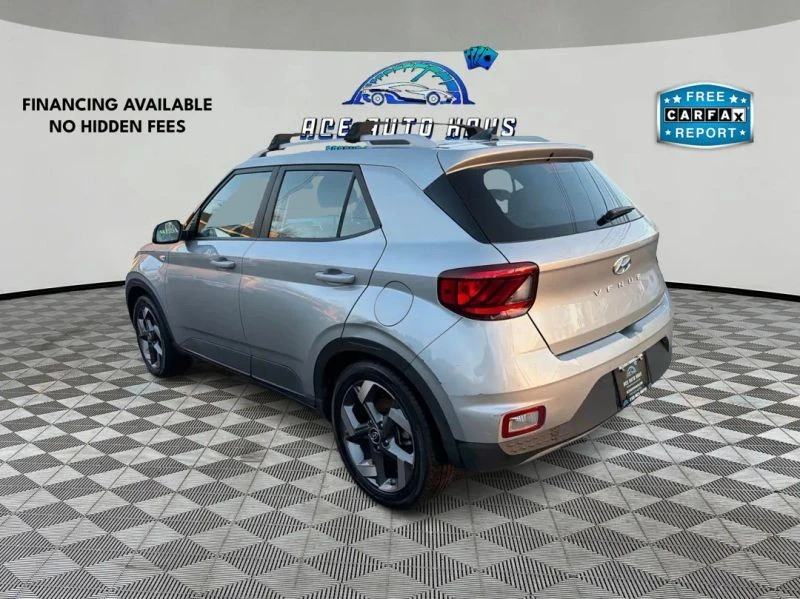 2022 Hyundai Venue - Image 5 of 12