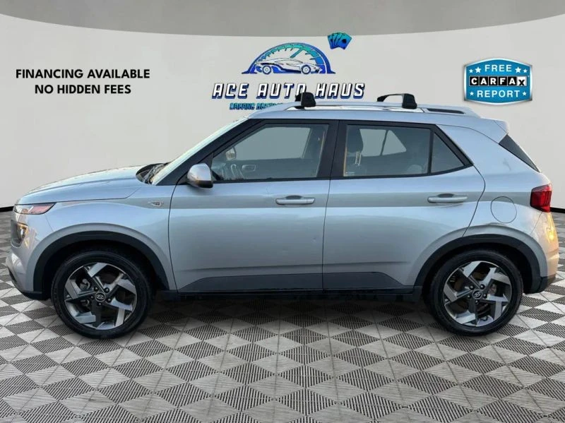 2022 Hyundai Venue - Image 4 of 12