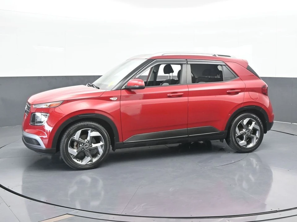 2022 Hyundai Venue - Image 2 of 12