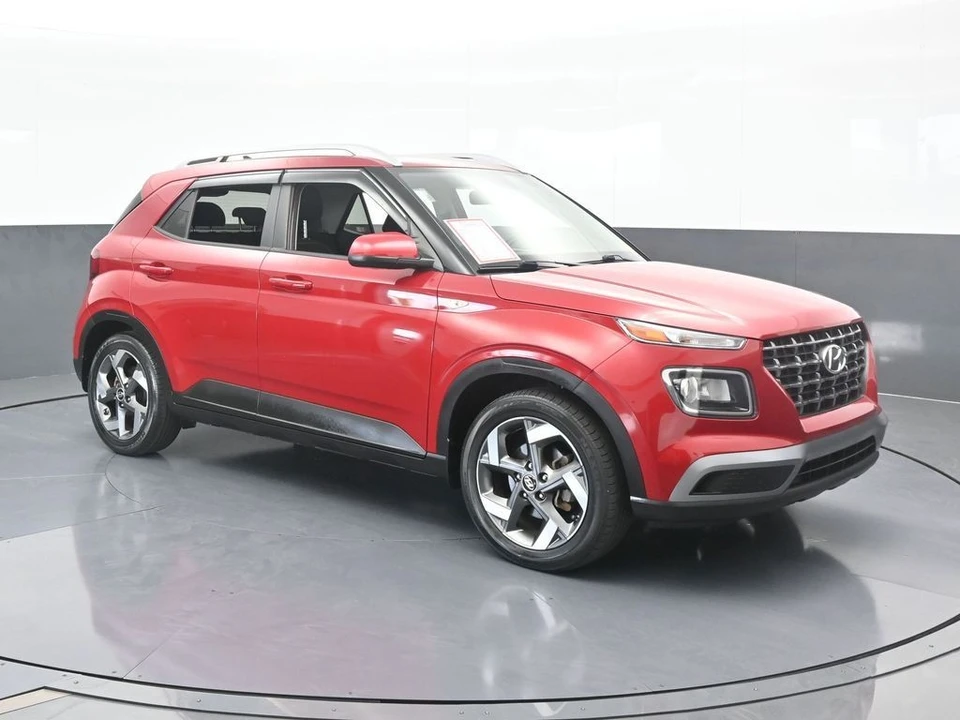 2022 Hyundai Venue - Image 8 of 12