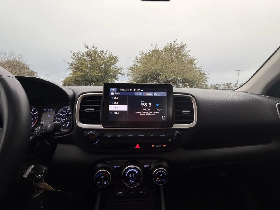 2022 Hyundai Venue - Image 13 of 21