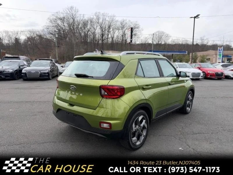 2022 Hyundai Venue - Image 4 of 12