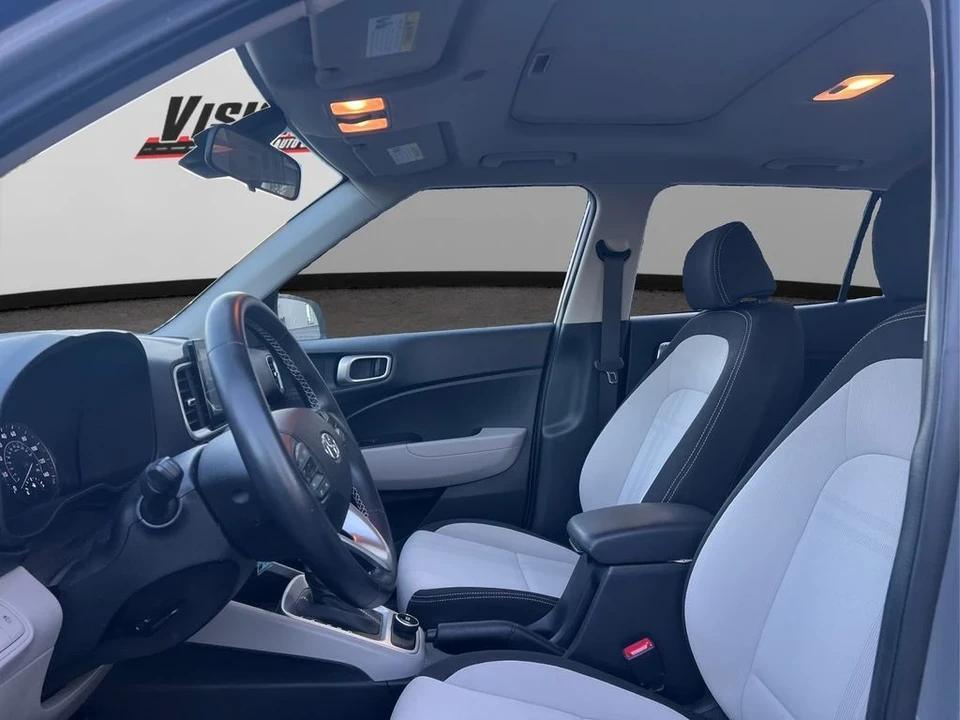 2022 Hyundai Venue - Image 9 of 12