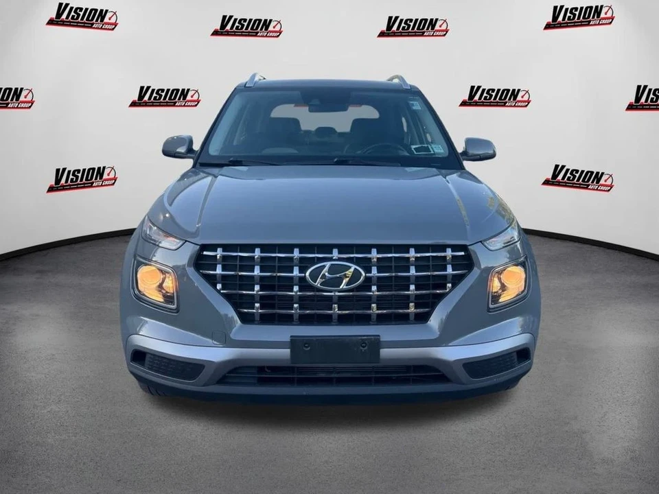 2022 Hyundai Venue - Image 2 of 12
