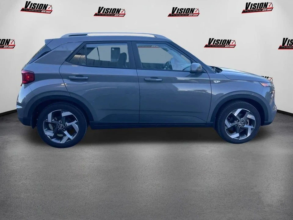 2022 Hyundai Venue - Image 4 of 12