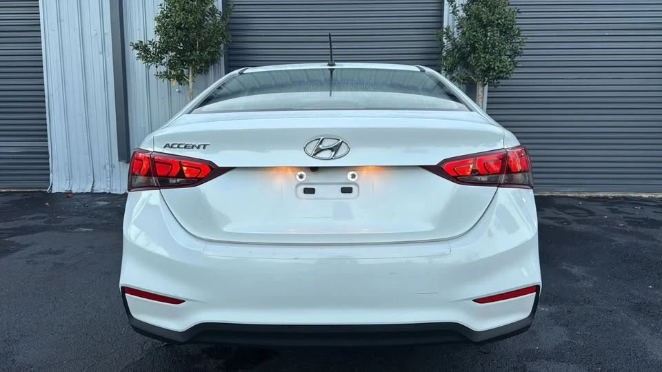 2022 Hyundai Accent - Image 6 of 20