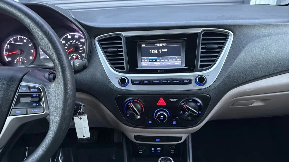 2022 Hyundai Accent - Image 17 of 20