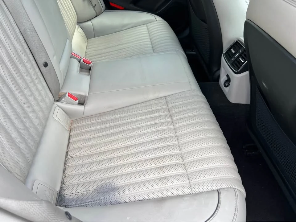 2022 Hyundai Genesis - Image 10 of 15