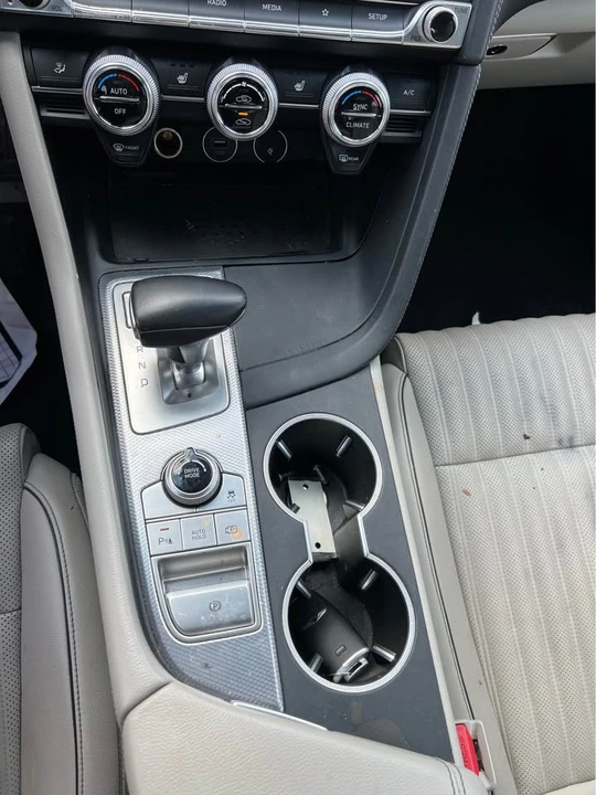 2022 Hyundai Genesis - Image 15 of 15