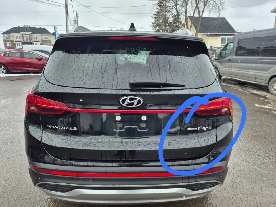 2022 Hyundai Santa Fe - Image 6 of 12