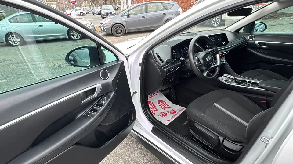 2022 Hyundai Sonata - Image 15 of 20