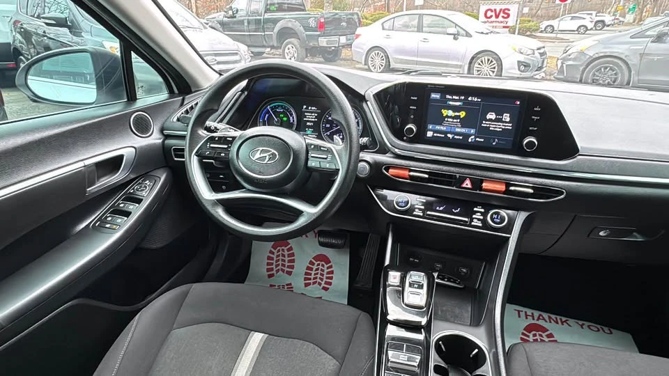 2022 Hyundai Sonata - Image 2 of 20