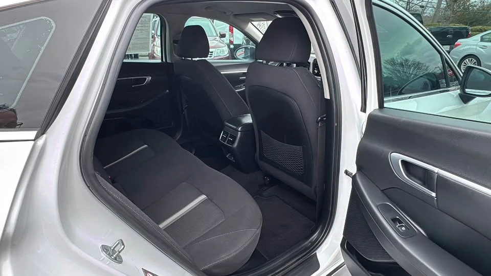 2022 Hyundai Sonata - Image 16 of 20