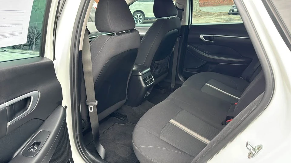 2022 Hyundai Sonata - Image 11 of 20