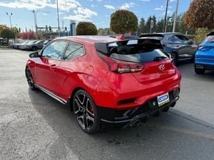 2022 Hyundai Veloster - Image 4 of 9
