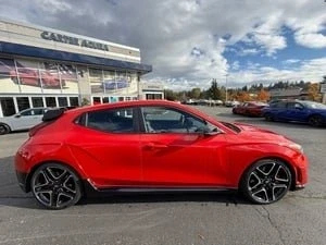 2022 Hyundai Veloster - Image 7 of 9