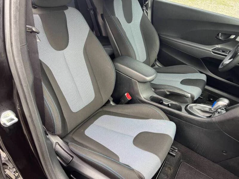 2022 Hyundai Veloster - Image 12 of 12