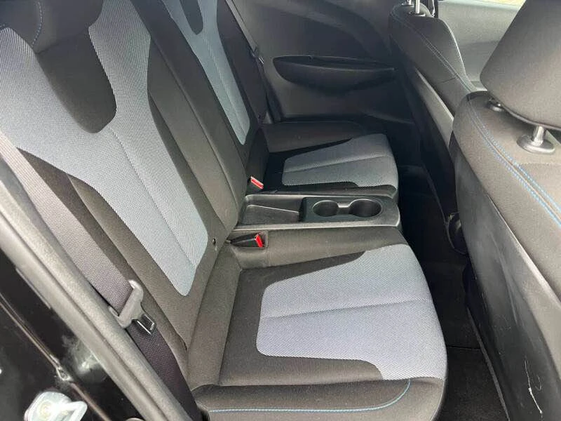 2022 Hyundai Veloster - Image 10 of 12